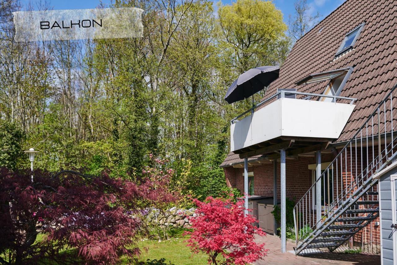 Ferienwohnung Mit Balkon In Zentraler Und Ruhiger Lage Büsum Екстериор снимка